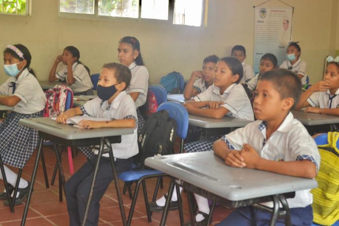 El plan nacional de la Consejería Presidencial para la Niñez y la Adolescencia, está en marcha en Barrancas, con el liderazgo de la gestora social Emperatriz Balán.