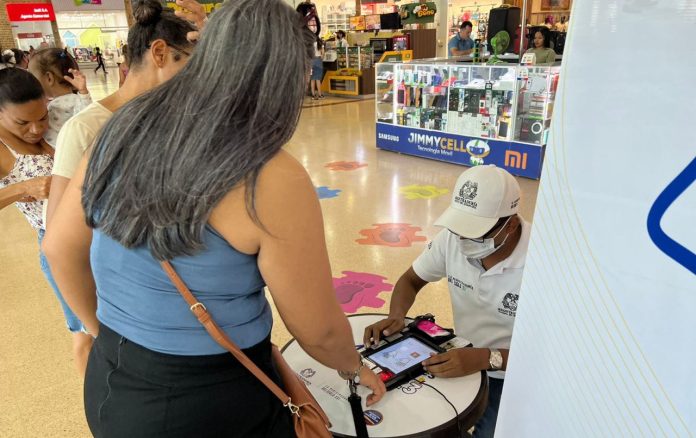 En Riohacha los ciudadanos pueden inscribirse para cambiar lugar de votación en dos centros comerciales: centro comercial Sushiima y centro comercial Tierra Santa.