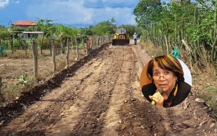 Arreglo de vías terciarias en Fonseca, están el ojo del huracán por denuncia de la senadora Aida Avella.