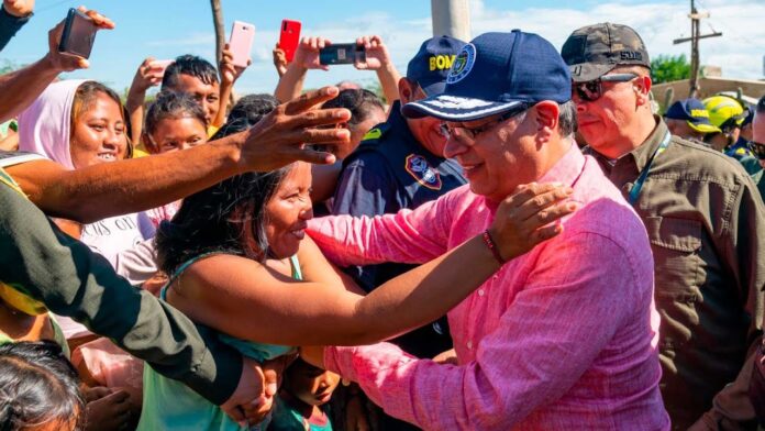 El presidente de los colombianos, Gustavo Petro Urrego, firmó dos decretos para que inicie el instituto de la Gestión del Agua de La Guajira.