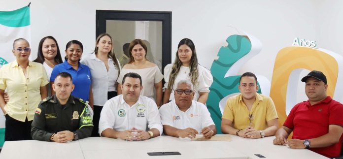 Representantes de entidades locales, departamentales y nacionales que participaron en el Consejo Territorial de Seguridad Vial en Riohacha.