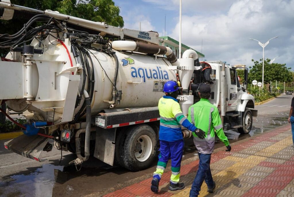 Mantenimientos en sector centro de Riohacha que permitirá no floren aguas residuales.
